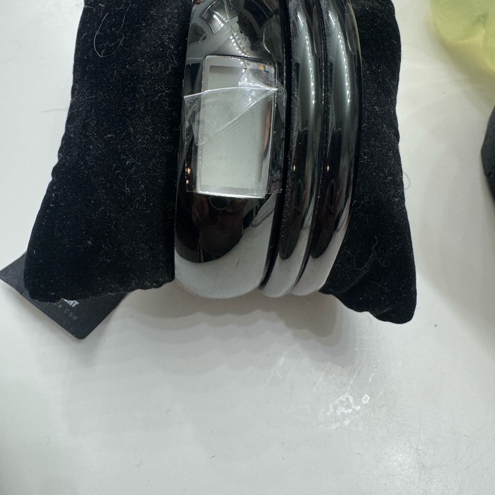 Vestal Grace Silver and Black Bracelet